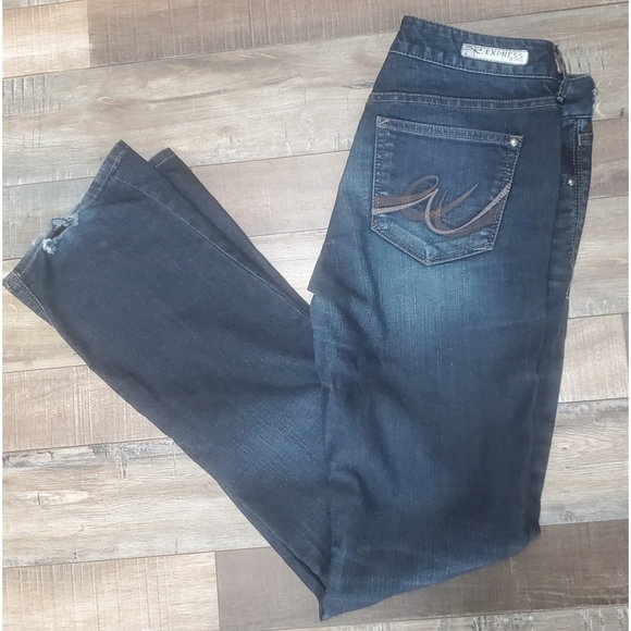 Express Barely Boot Jeans - Picture 7 of 7